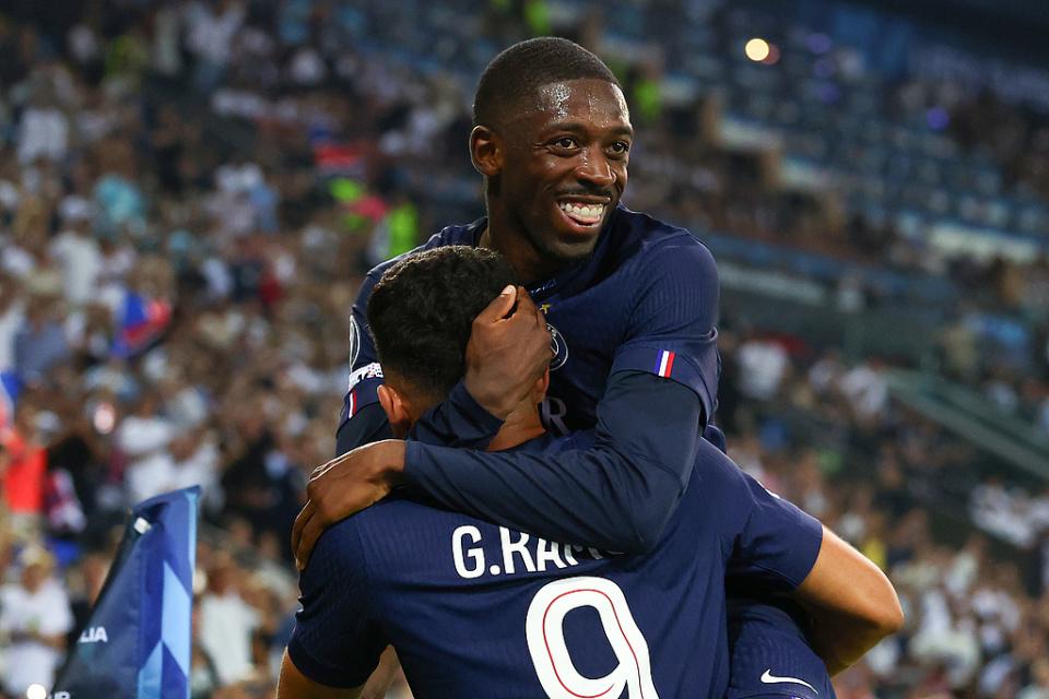 纳鲁马自宣, 更是将队内 纳鲁马自宣, 更是将队内