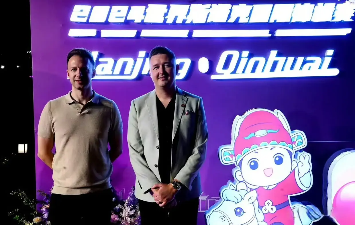 AA, yid, alt AA, yid, alt