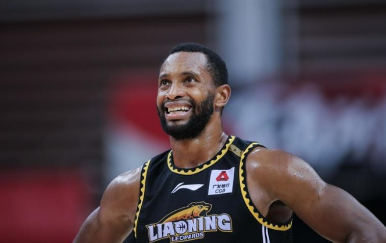 有媒体发出, A休赛期, 犯规